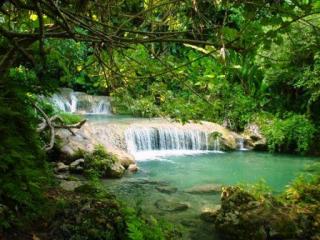 vanuatu-attractions-mele-cascades-1527-thumb