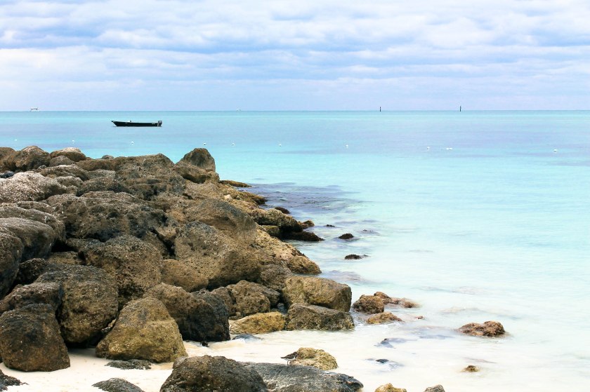 Strand im Lucayan Nationalpark auf der karibischen Insel Grand Bahama Island, Bahamas