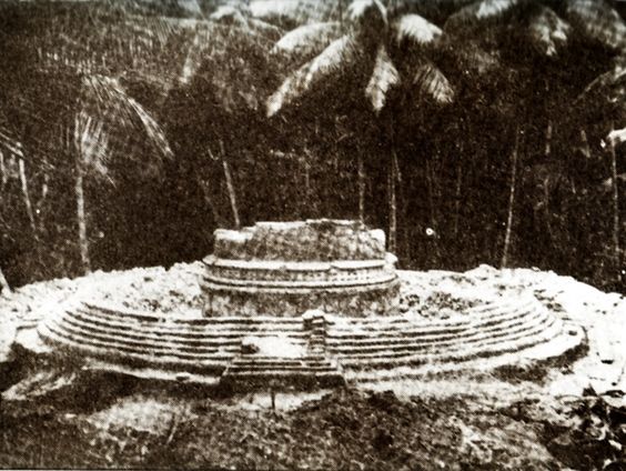 Maldives - historic picture of Stupa